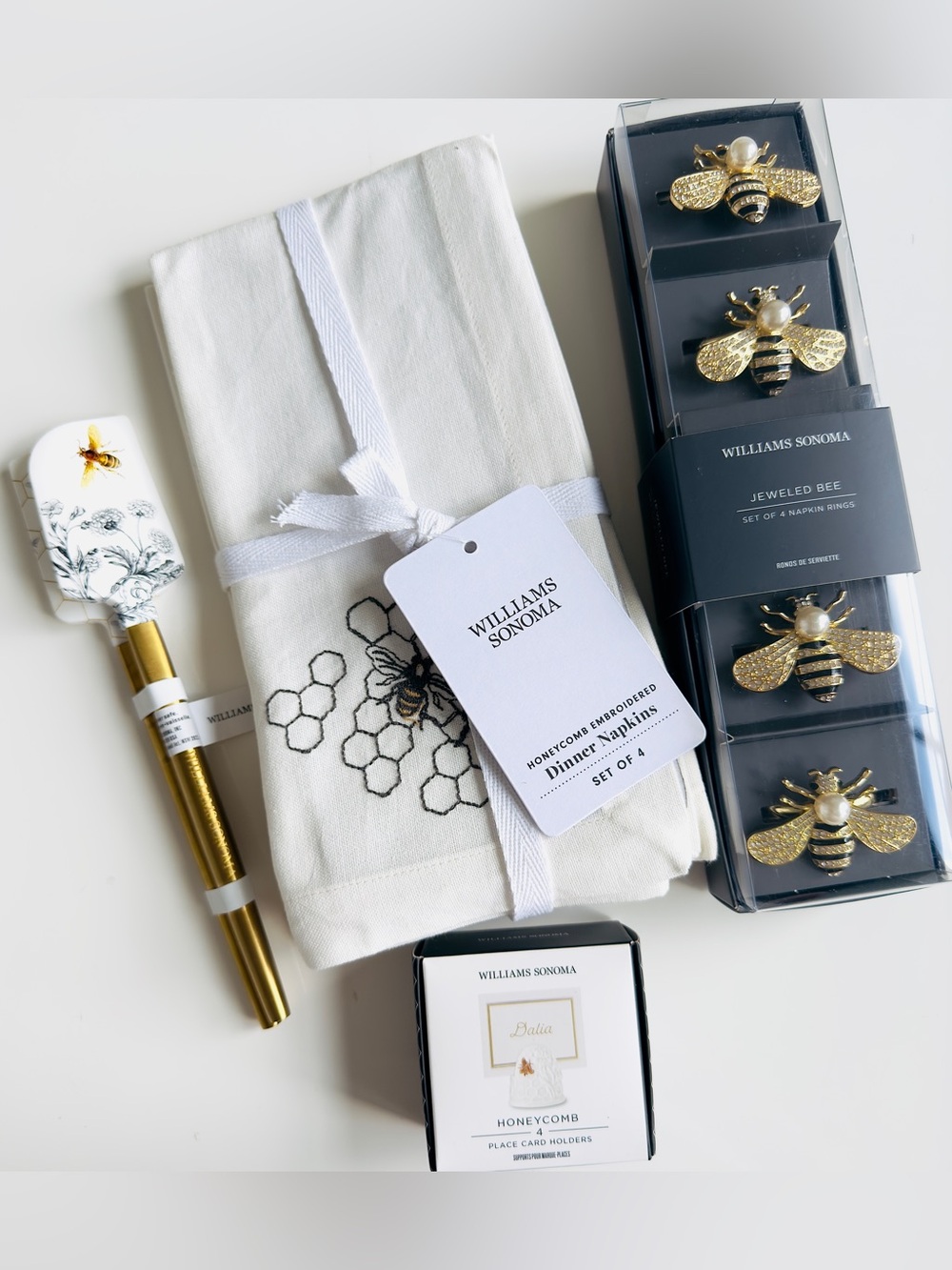 Williams Sonoma Bee Honeycomb 14 Pc Table Napkins Set New With Tags Retail $229
